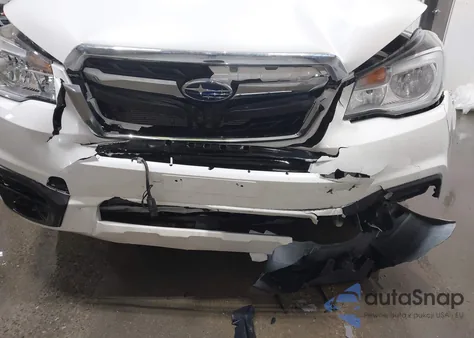 2018 Subaru Forester 2.5I z USA, uszkodzony, nr VIN JF2SJABC2JH477097